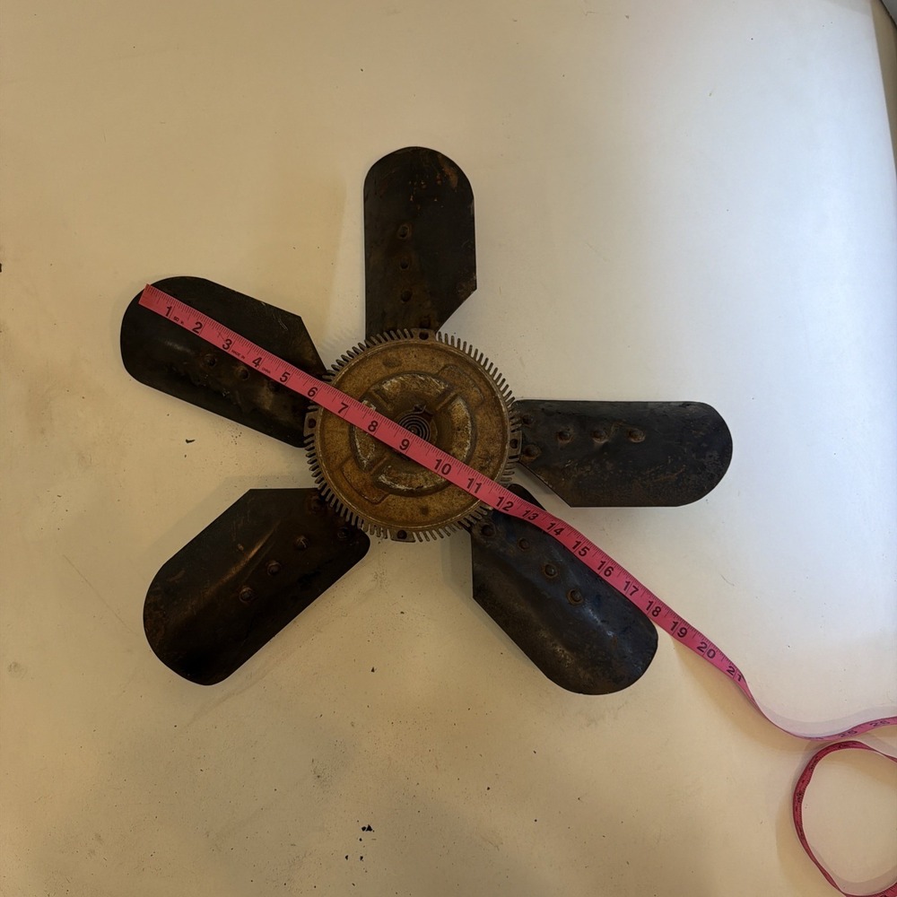 Vintage 18" 5-Blade Clutch Fan Part # Unknown GM Chevy?